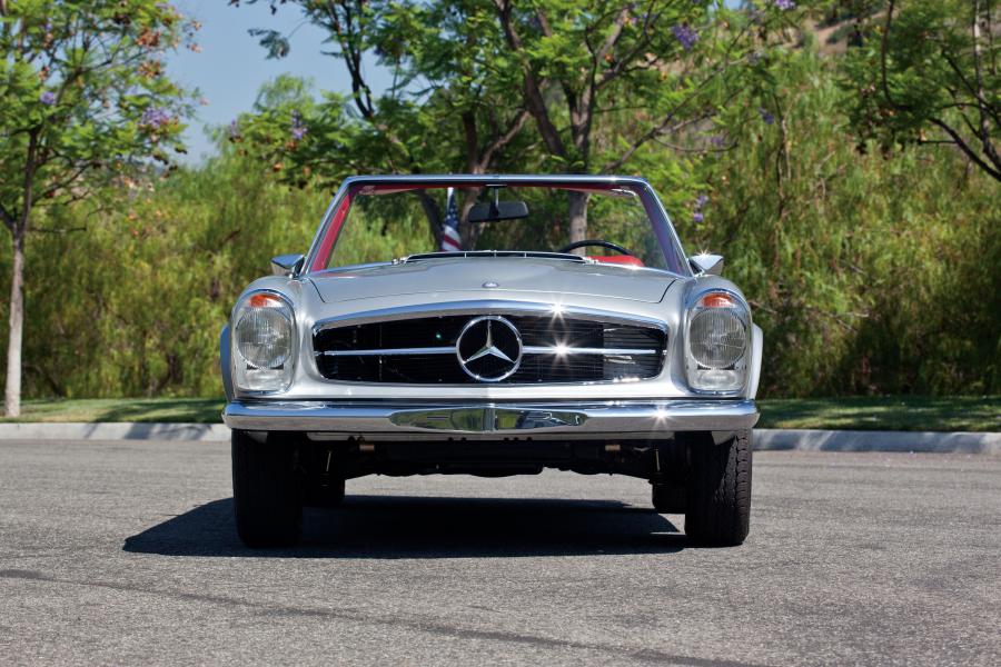  Mercedes-Benz 280 SL Roadster 1968 года  (фото 12 из 21)